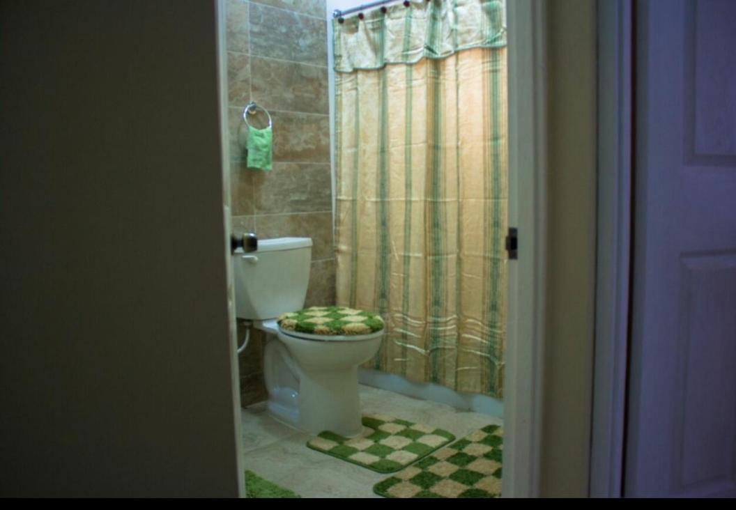 Merrivale Suite Kingston Luaran gambar